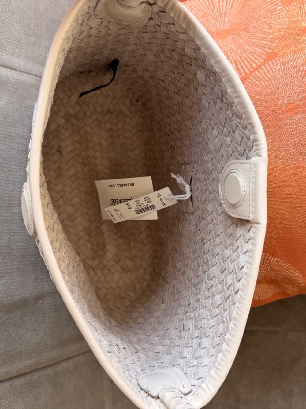 Madewell Signature Woven Shoulder Bag - Picture 6 of 6